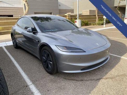 Used 2025 Tesla Model 3 RWD image 5
