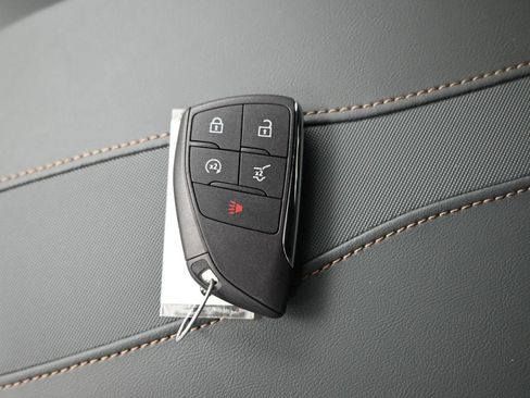 New 2025 GMC Acadia AT4 w/ LPO, Floor Liner Package image 20