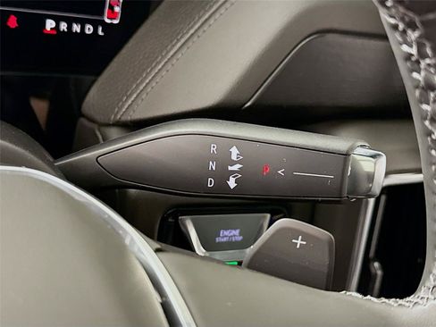 New 2026 GMC Yukon XL Denali w/ Sun & Power Step Package AWD/4WD image 11
