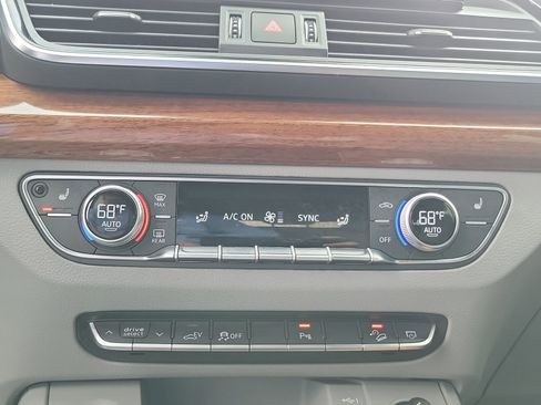 Used 2023 Audi Q5 e Premium image 30