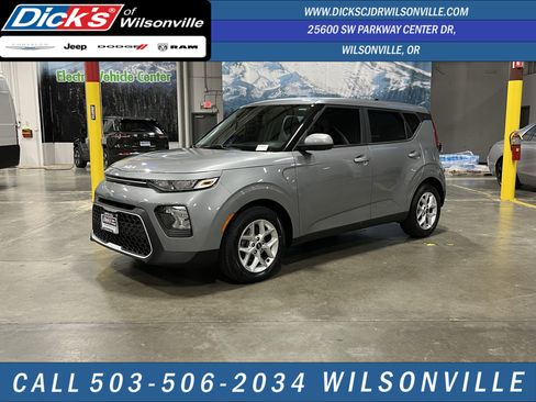 Used 2022 Kia Soul LX w/ Technology Package image 1