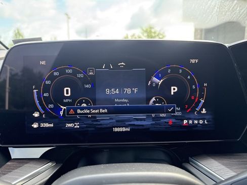 Used 2025 Chevrolet Tahoe LS AWD/4WD image 19