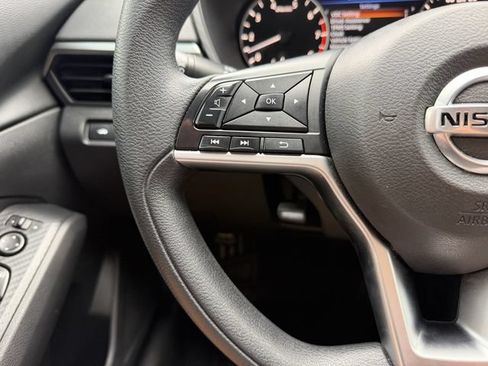 Used 2020 Nissan Altima 2.5 S FWD image 16