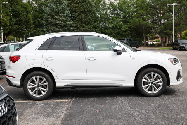 Used 2025 Audi Q3 2.0T Premium AWD/4WD image 28