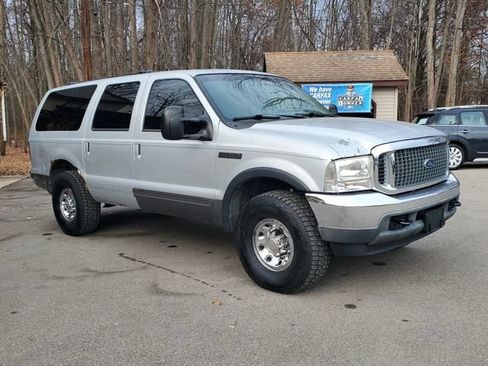 Used 2001 Ford Excursion XLT RWD image 8