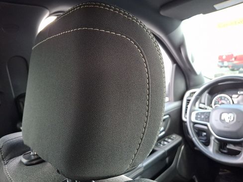 Used 2023 RAM 1500 Big Horn AWD/4WD image 9