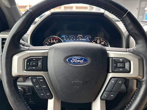 Used 2017 Ford F150 Lariat w/ Trailer Tow Package image 23