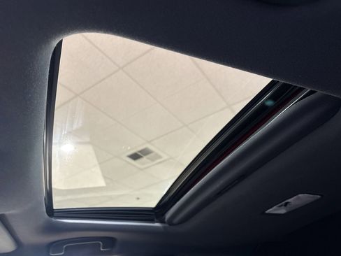 Used 2020 Toyota Corolla XSE image 23