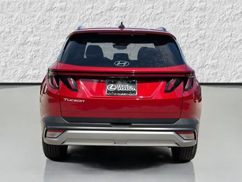 Used 2026 Hyundai Tucson Limited FWD image 4