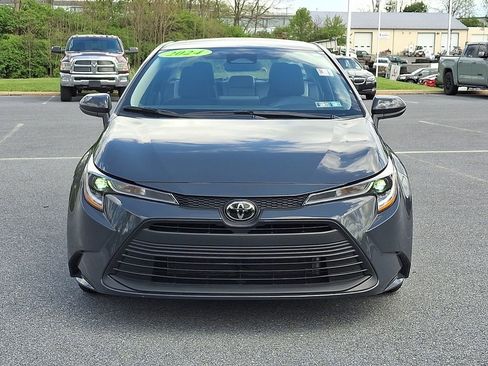 Used 2024 Toyota Corolla LE FWD image 2