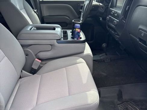 Used 2018 Chevrolet Silverado 1500 Custom w/ Custom Value Package AWD/4WD image 3