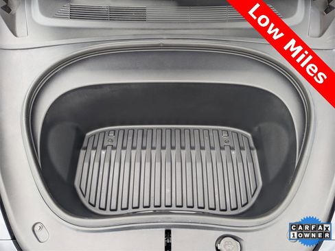 Used 2025 Tesla Model 3 image 9