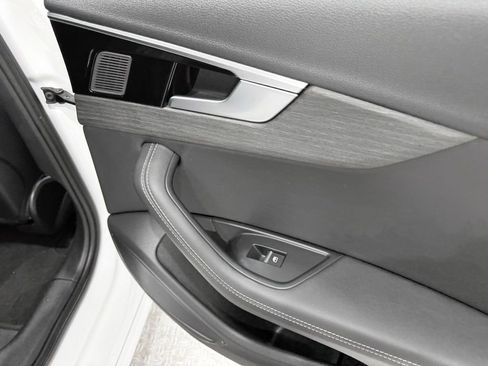 Used 2024 Audi A4 2.0T Premium Plus image 22