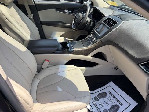 Used 2019 Lincoln Nautilus Reserve AWD/4WD image 28