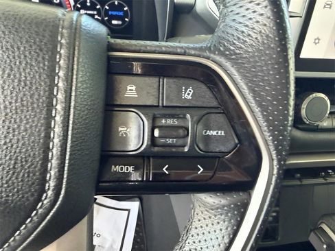 Used 2022 Toyota Tundra Limited image 27