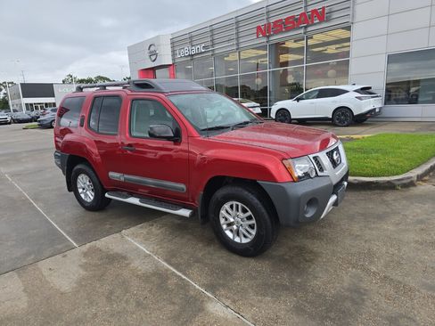 Used 2015 Nissan Xterra S w/ Value Package AWD/4WD image 8