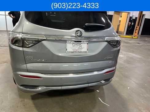 Used 2024 Buick Enclave Avenir FWD image 6