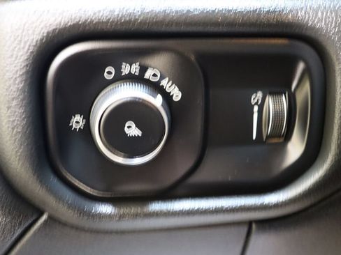 Used 2021 RAM 2500 Tradesman AWD/4WD image 43