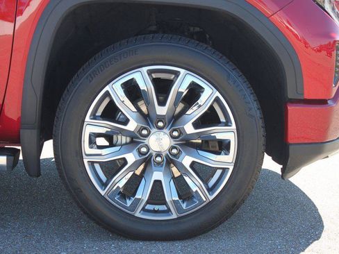 Used 2024 GMC Sierra 1500 Denali AWD/4WD image 4