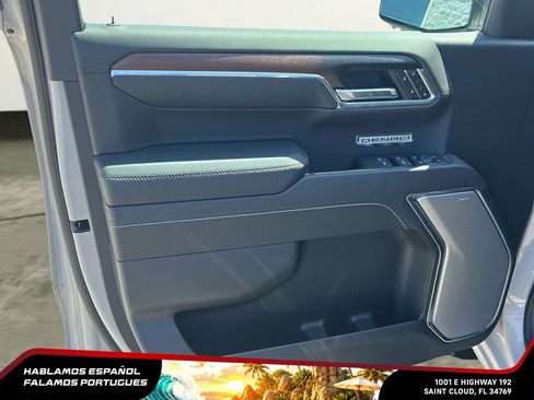 New 2026 GMC Sierra 1500 Denali w/ Denali Reserve Package AWD/4WD image 10
