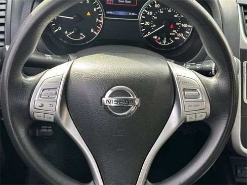 Used 2017 Nissan Altima 2.5 S w/ Power Driver Seat Package image 11