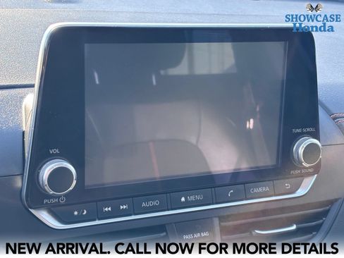 Used 2020 Nissan Altima 2.5 SR w/ Premium Package FWD image 13