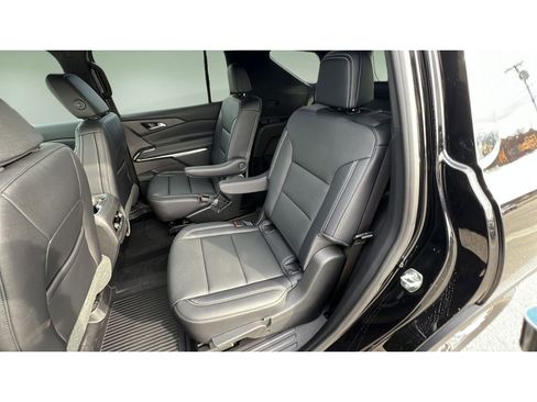 New 2026 Chevrolet Traverse LT w/ Driver Confidence Package image 20