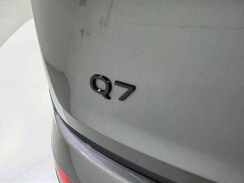Used 2025 Audi Q7 3.0T Premium Plus AWD/4WD image 35