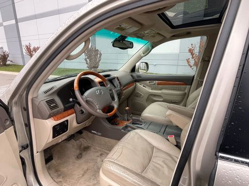 Used 2004 Lexus GX 470 image 9