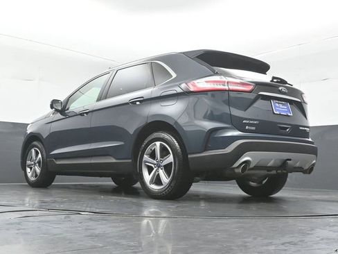 Certified 2019 Ford Edge Titanium w/ Cold Weather Package AWD/4WD image 38