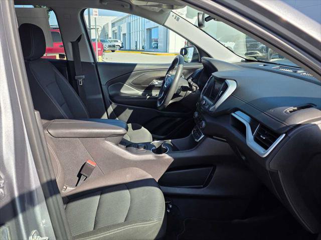 Used 2024 GMC Terrain SLE AWD/4WD image 11
