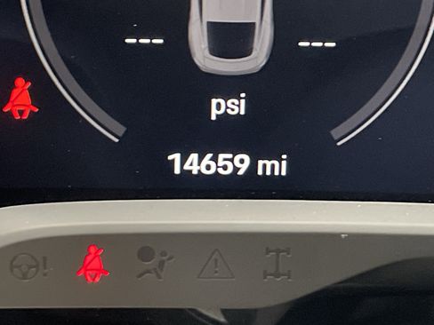 Used 2021 Porsche Taycan Turbo image 22