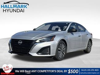 Used 2024 Nissan Altima 2.5 SV video 1