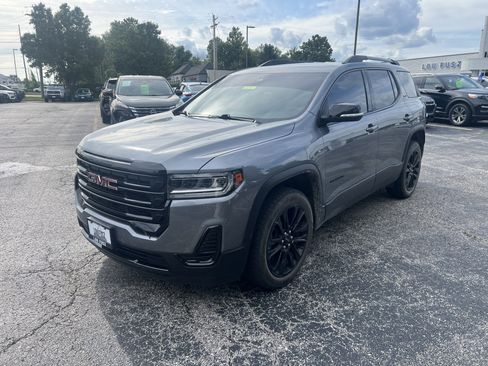 Used 2022 GMC Acadia SLE w/ Elevation Edition FWD image 4