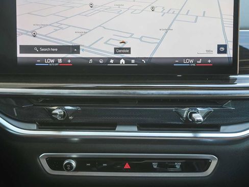 Used 2025 BMW X5 xDrive50e w/ Executive Package image 10