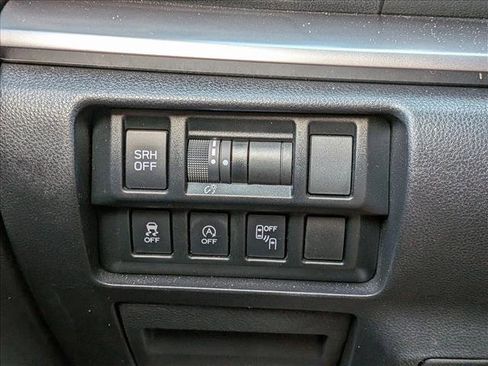 Used 2023 Subaru Crosstrek 2.5i Limited image 11