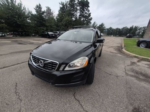 Used 2013 Volvo XC60 T6 AWD/4WD image 8