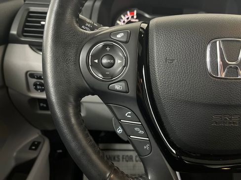 Used 2018 Honda Pilot Elite image 61