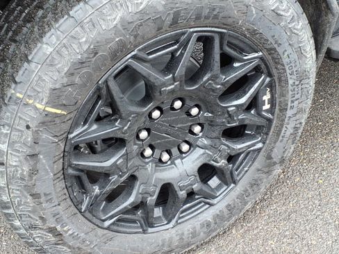 New 2026 GMC Hummer EV SUV image 7