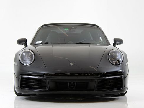 Used 2020 Porsche 911 Carrera RWD image 18