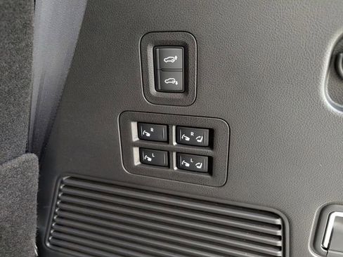 Used 2025 Nissan Armada PRO-4X w/ Pro-4X Premium Package image 26