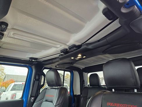Used 2021 Jeep Gladiator Rubicon w/ Dual Top Group image 23