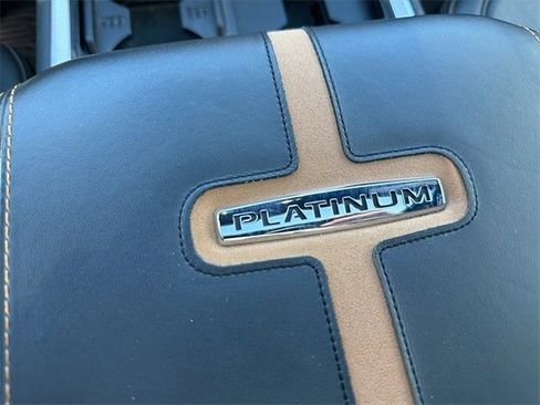 Used 2023 Ford F350 Platinum image 15