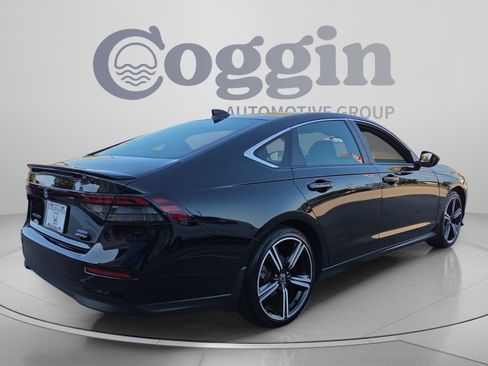 Certified 2023 Honda Accord Sport image 5