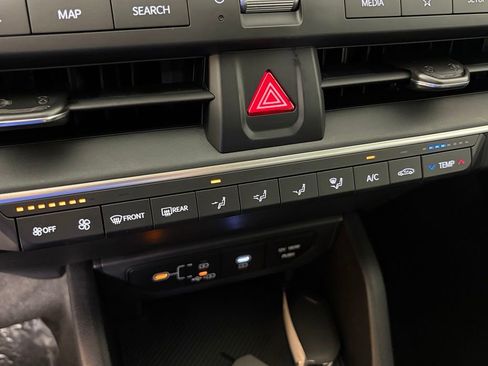 New 2026 Kia K4 FWD image 24