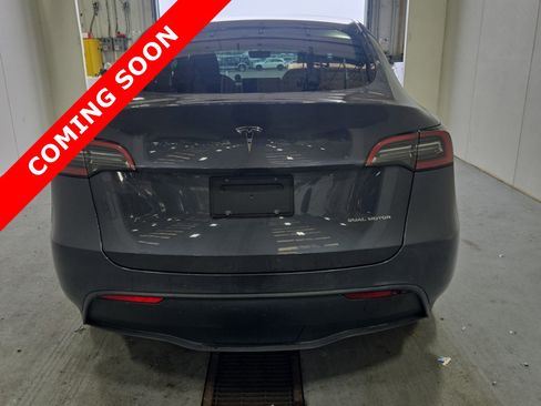 Used 2021 Tesla Model Y Long Range image 4
