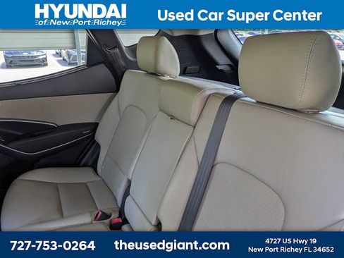 Used 2017 Hyundai Santa Fe Sport FWD image 16