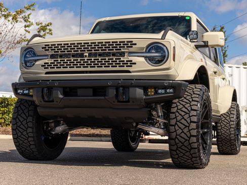 New 2025 Ford Bronco Badlands AWD/4WD image 9