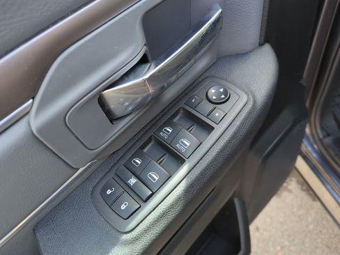 Used 2023 RAM 1500 Classic SLT AWD/4WD image 20