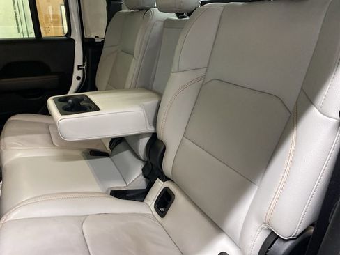 Certified 2021 Jeep Gladiator Mojave image 17